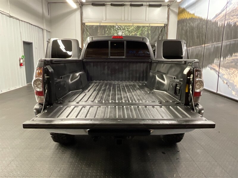 2013 Toyota Tacoma V6 TRD OFF RD / 4X4 / 6-SPEED / LIFTED LIFTED  ICON SUSPENSION LIFT - Photo 20 - Gladstone, OR 97027