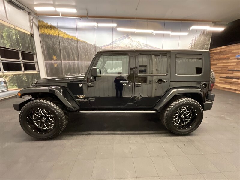 2007 Jeep Wrangler Unlimited Sahara 4Dr 4X4 / HARD TOP / LIFTED  3.8L V6 / Leather Seats / LIFTED w/ 35 " TIRES & 20 " WHEELS / LOCAL SUV / RUST FREE - Photo 3 - Gladstone, OR 97027