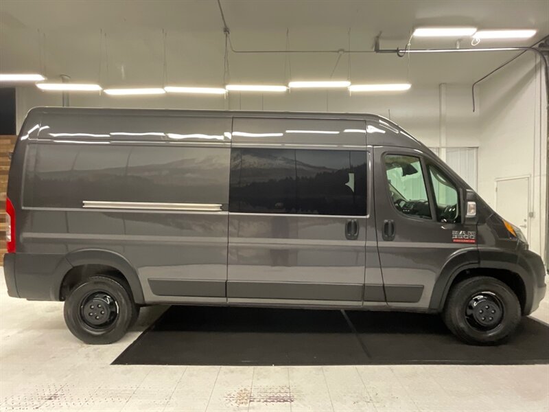 2021 RAM ProMaster Cargo Van 3500 159 WB / HIGHROOF / CREW / 10K MILE  / 1-OWNER LOCAL / Backup Camera / FOLDING REAR SEAT / CLEAN !! - Photo 4 - Gladstone, OR 97027