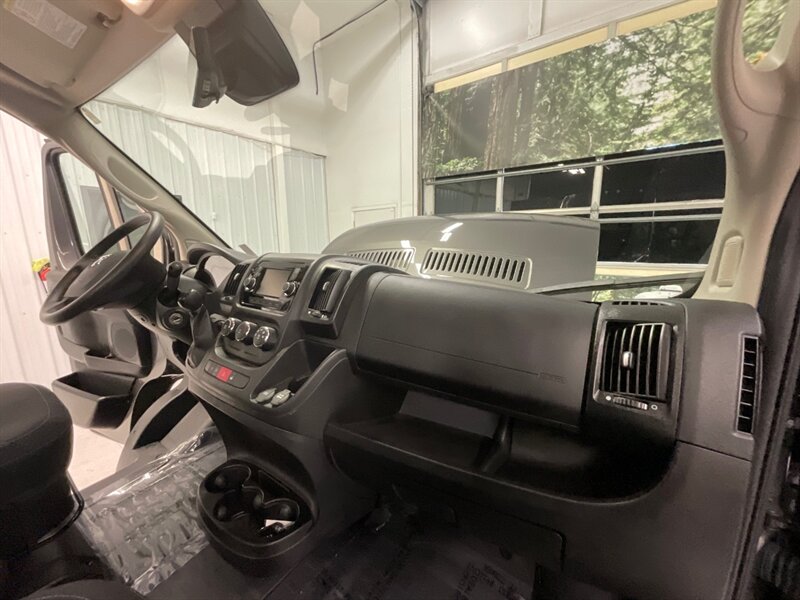 2021 RAM ProMaster Cargo Van 3500 159 WB / HIGHROOF / CREW / 10K MILE  / 1-OWNER LOCAL / Backup Camera / FOLDING REAR SEAT / CLEAN !! - Photo 35 - Gladstone, OR 97027