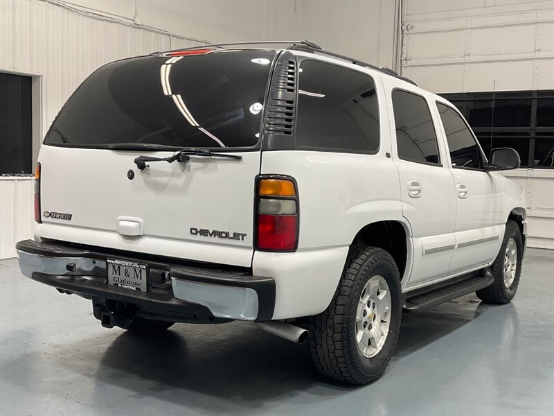 2004 Chevrolet Tahoe LT Sport Utility 4X4 / 5.3L V8  / Sunroof / 3RD ROW SEAT / SHARP & CLEAN !! - Photo 8 - Gladstone, OR 97027