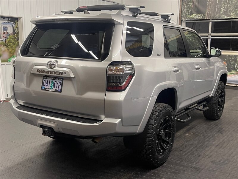 2016 Toyota 4Runner SR5 Sport Utility 4X   - Photo 7 - Gladstone, OR 97027