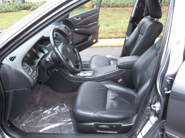 2003 Acura TL 3.2 Type-S/ Leather /Mooroof/ 1-Owner   - Photo 19 - Portland, OR 97217