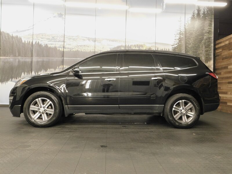 2016 Chevrolet Traverse LT Sport Utility AWD / Backup Cam / 3RD ROW SEAT   - Photo 3 - Gladstone, OR 97027