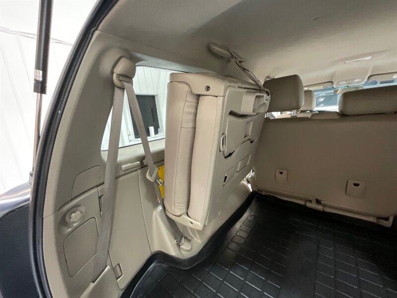 2007 Toyota 4Runner SR5 4X4 V8 /3RD ROW SEAT / LIFTED w. TRD WHEELS / NEW WHEELS & TIRES / Leather Seats / TIMING BELT SERVICE ALREADY DONE - Photo 36 - Gladstone, OR 97027