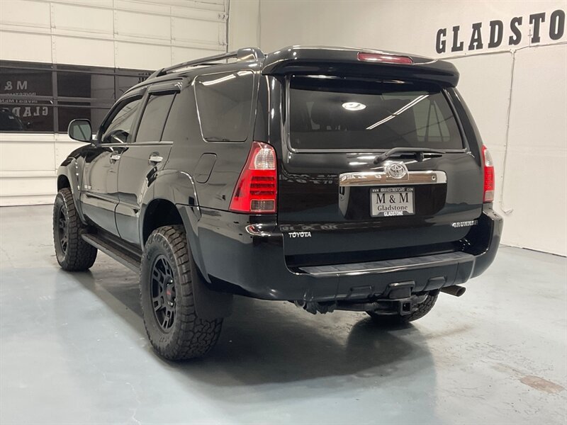 2007 Toyota 4Runner SR5 4X4 V8 /3RD ROW SEAT / LIFTED w. TRD WHEELS / NEW WHEELS & TIRES / Leather Seats / TIMING BELT SERVICE ALREADY DONE - Photo 8 - Gladstone, OR 97027