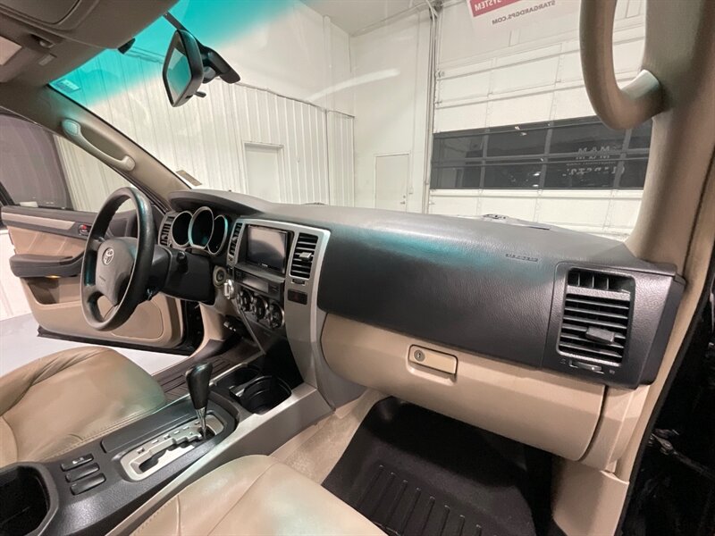 2007 Toyota 4Runner SR5 4X4 V8 /3RD ROW SEAT / LIFTED w. TRD WHEELS / NEW WHEELS & TIRES / Leather Seats / TIMING BELT SERVICE ALREADY DONE - Photo 38 - Gladstone, OR 97027