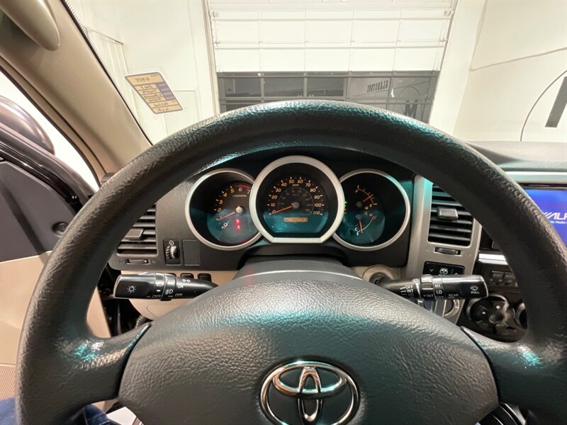 2007 Toyota 4Runner SR5 4X4 V8 /3RD ROW SEAT / LIFTED w. TRD WHEELS / NEW WHEELS & TIRES / Leather Seats / TIMING BELT SERVICE ALREADY DONE - Photo 43 - Gladstone, OR 97027