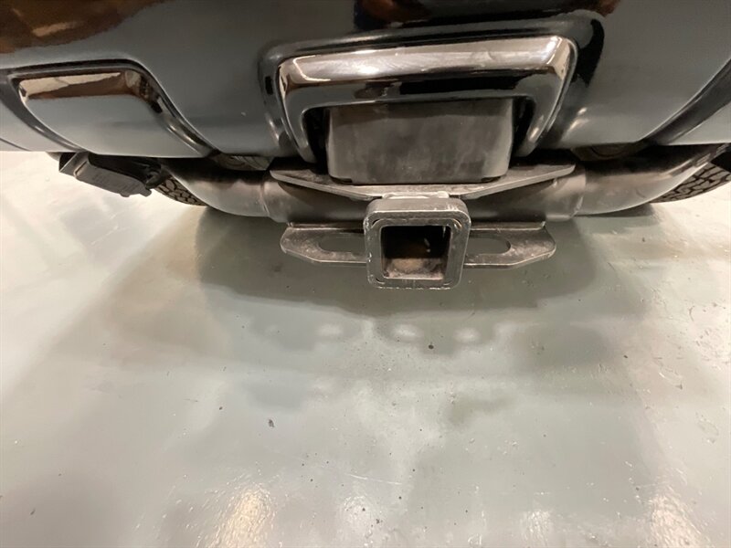 2007 Toyota 4Runner SR5 4X4 V8 /3RD ROW SEAT / LIFTED w. TRD WHEELS / NEW WHEELS & TIRES / Leather Seats / TIMING BELT SERVICE ALREADY DONE - Photo 21 - Gladstone, OR 97027
