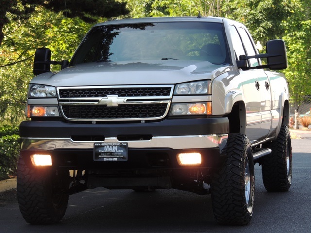 2006 Chevrolet Silverado 2500 LT/ 4X4 /Crew Cab/6.6L DURAMAX DIESEL/LIFTED   - Photo 47 - Portland, OR 97217