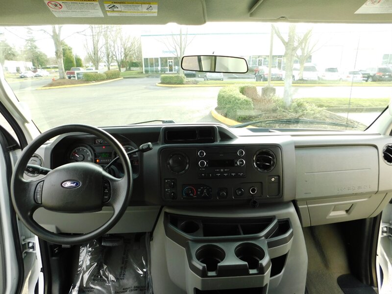 2011 Ford E-Series Van E350 12 Passenger Extended Van / Excel Cond   - Photo 34 - Portland, OR 97217