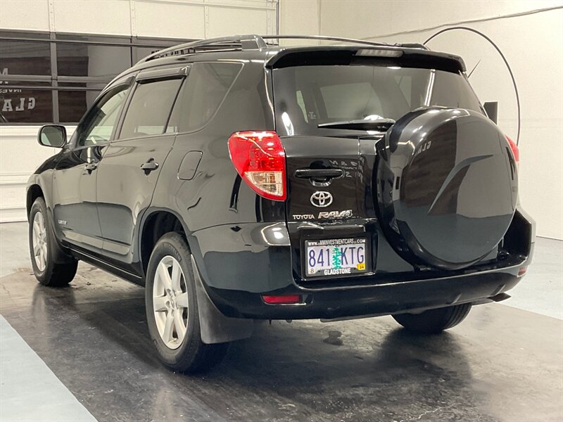 2008 Toyota RAV4 Limited 4X4 / Leather Seats / Sunroof / CLEAN   - Photo 8 - Gladstone, OR 97027