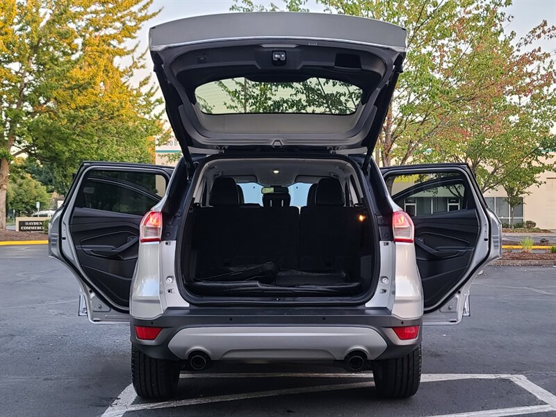 2014 Ford Escape Titanium / EcoBoost / Heated Leather / New Tires  / Fresh Service / Local Trade-In / Excellent Condition - Photo 29 - Portland, OR 97217