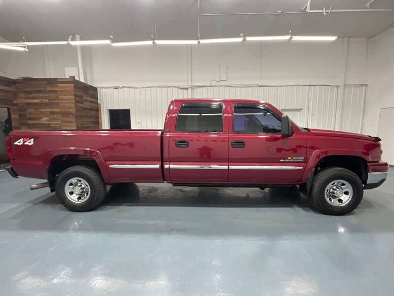 2007 Chevrolet Silverado 3500 LT Crew Cab 4X4 / 6.6L DIESEL / LBZ MOTOR /1-OWNER  / LONG BED / 1-TON / SRW / LOCAL TRUCK w. ZERO RUST / Power Folding Running Board - Photo 4 - Gladstone, OR 97027