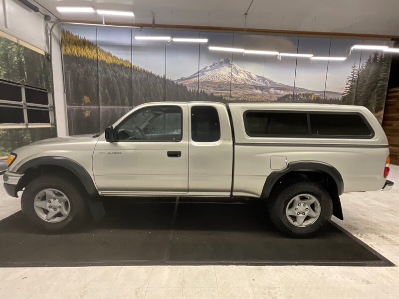 2003 Toyota Tacoma V6 SR5 4X4 / 3.4L V6 / RUST FREE / NEW TIRES  / REAR DIFF LOCKS / TIMING BELT DONE !! - Photo 3 - Gladstone, OR 97027