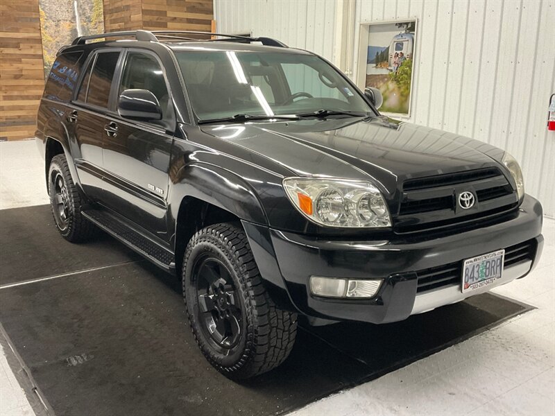 2003 Toyota 4Runner SR5 4WD Sport Utility / LOCAL / Sunroof  / RUST FREE / V6 / DIFFERENTIAL LOCKS - Photo 2 - Gladstone, OR 97027