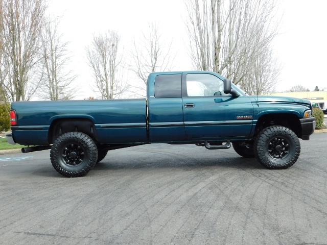 1997 Dodge Ram 2500 Laramie SLT 2dr 4x4 / 12 Valve DIESEL / 5-SPEED   - Photo 4 - Portland, OR 97217