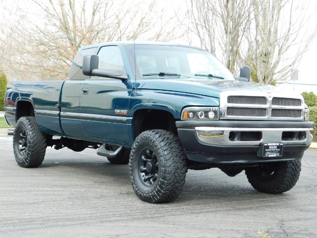 1997 Dodge Ram 2500 Laramie SLT 2dr 4x4 / 12 Valve DIESEL / 5-SPEED   - Photo 2 - Portland, OR 97217