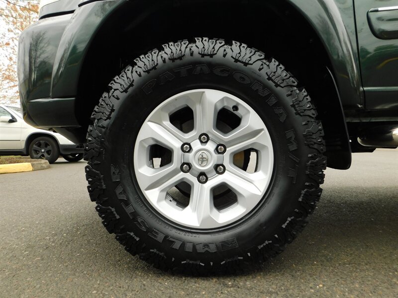 2005 Toyota Tundra 4X4 DOUBLE CAB / V8 / TRD OFF ROAD / LIFTED !!   - Photo 36 - Portland, OR 97217