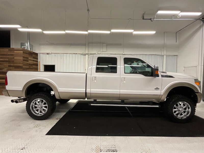 2012 Ford F-350 King Ranch Crew Cab 4X4 / 6.7L DIESEL / LIFTED  / LOCAL TRUCK / RUST FREE / Leather w. Heated & Cooled Seats / LIFTED w. 35 " MUD TIRES / SHARP & CLEAN !! - Photo 4 - Gladstone, OR 97027