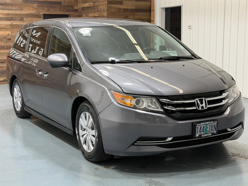 2016 Honda Odyssey SE Minivan 8-Passenger / NEW TIRES / ZERO RUST / DVD Player - Photo 60 - Gladstone, OR 97027