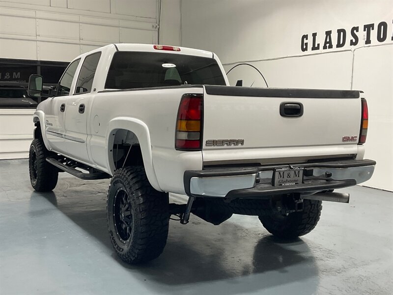 2007 GMC Sierra 2500 SLT Classic Crew Cab 4X4 / 6.6L DIESEL / LBZ MOTOR  / LIFTED w. BRAND NEW WHEELS & TIRES/ Leather Heated Seats / ZERO RUST / ONLY 96K MILES - Photo 8 - Gladstone, OR 97027
