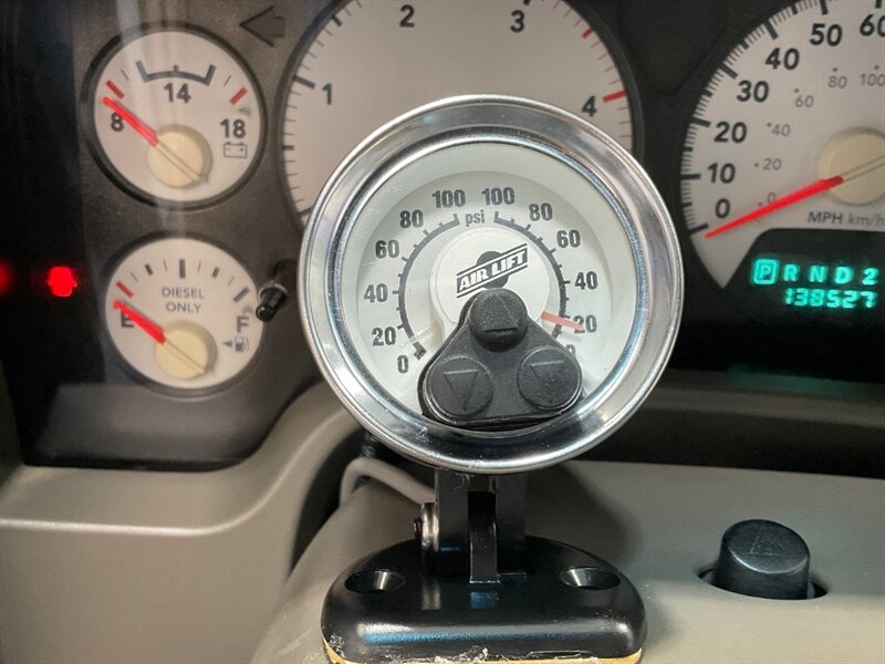 2006 Dodge Ram 2500 SLT Regular Cab 4X4 / 5.9L DIESEL/NEW WHEELS TIRES / LONG BED / ZERO RUST / LIFTED w. WITH BRAND NEW WHEELS & TIRES - Photo 17 - Gladstone, OR 97027