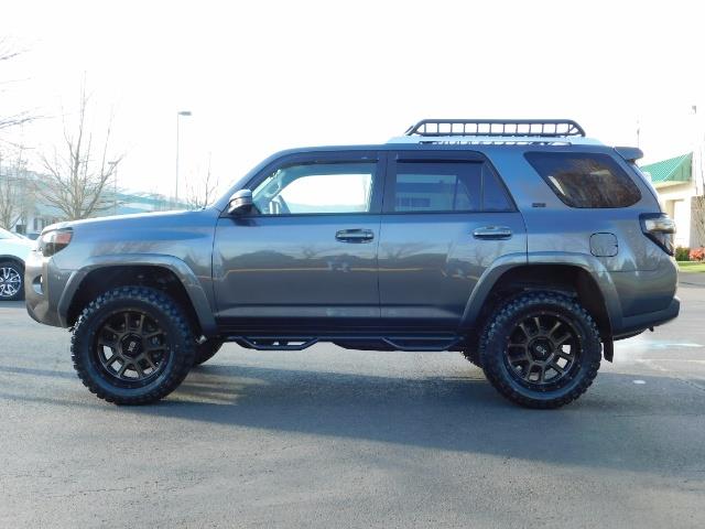 2016 Toyota 4Runner SR5 / 4X4 / Nav / Backup/ LIFTED LIFTED / Execl Co