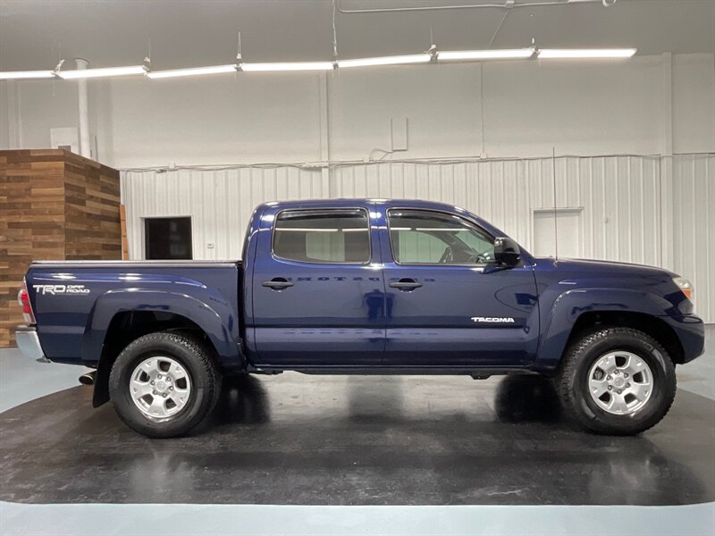 2012 Toyota Tacoma V6 TRD OFF RD 4X4 / Backup Camera / LOCAL TRUCK  / RUST FREE - Photo 4 - Gladstone, OR 97027