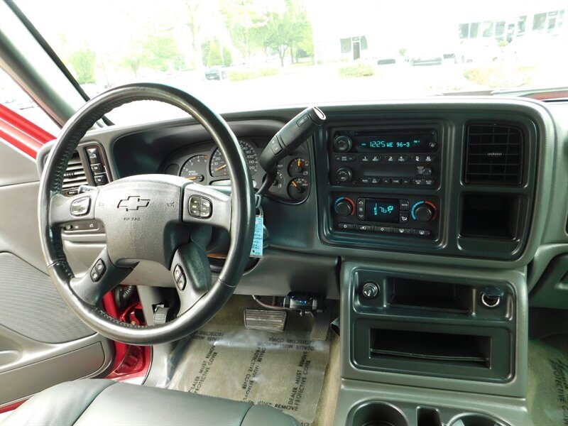 2006 Chevrolet Silverado 3500 LT Crew Cab 4X4 6.6L Duramax DUALLY 1-Owner leathe   - Photo 18 - Portland, OR 97217