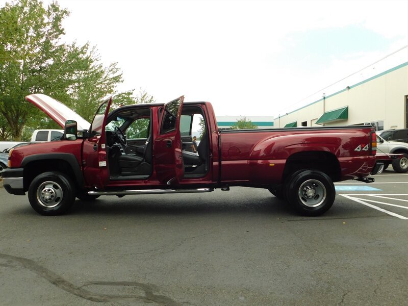 2006 Chevrolet Silverado 3500 LT Crew Cab 4X4 6.6L Duramax DUALLY 1-Owner leathe   - Photo 26 - Portland, OR 97217