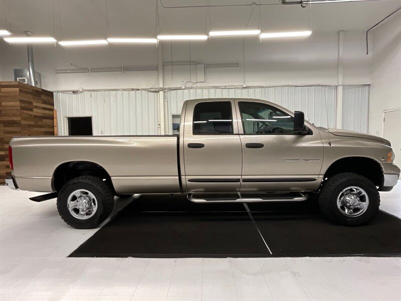 2004 Dodge Ram 2500 SLT 4X4 / 5.9L CUMMINS DIESEL / 5-SPEED MANUAL  / LONG BED / Leather / RUST FREE / ONY 126,000 MILES - Photo 4 - Gladstone, OR 97027