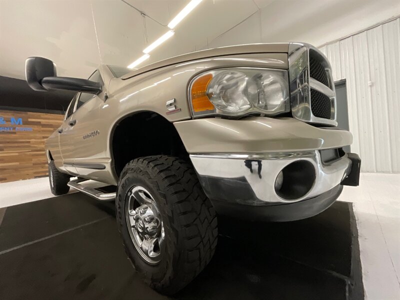 2004 Dodge Ram 2500 SLT 4X4 / 5.9L CUMMINS DIESEL / 5-SPEED MANUAL  / LONG BED / Leather / RUST FREE / ONY 126,000 MILES - Photo 27 - Gladstone, OR 97027