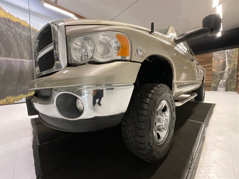 2004 Dodge Ram 2500 SLT 4X4 / 5.9L CUMMINS DIESEL / 5-SPEED MANUAL  / LONG BED / Leather / RUST FREE / ONY 126,000 MILES - Photo 10 - Gladstone, OR 97027