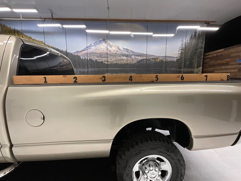 2004 Dodge Ram 2500 SLT 4X4 / 5.9L CUMMINS DIESEL / 5-SPEED MANUAL  / LONG BED / Leather / RUST FREE / ONY 126,000 MILES - Photo 9 - Gladstone, OR 97027