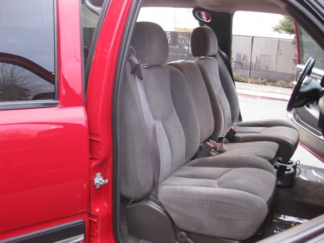 2004 Chevrolet Silverado 1500 LS   - Photo 20 - Portland, OR 97217