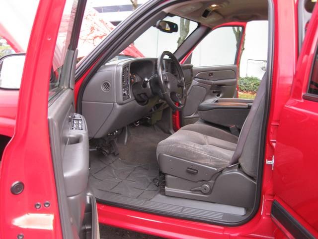 2004 Chevrolet Silverado 1500 LS   - Photo 17 - Portland, OR 97217