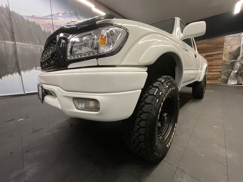 2003 Toyota Tacoma V6 SR5 Xtra Cab 4X4 / V6 / LOCAL / 114,000 MILES  RUST FREE / NEW TIMING BELT SERVICE / SHARP & CLEAN !! - Photo 9 - Gladstone, OR 97027