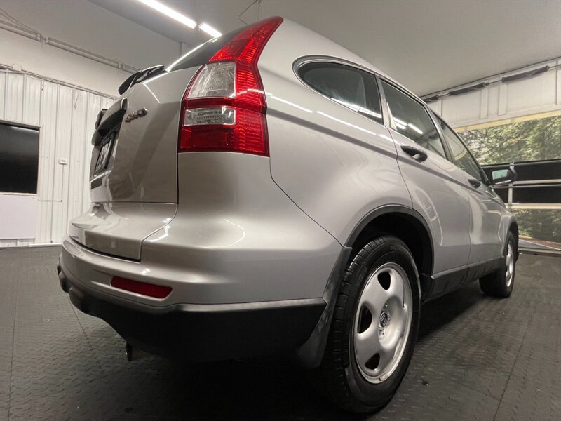 2010 Honda CR-V LX  Sport Utility AW   - Photo 11 - Gladstone, OR 97027