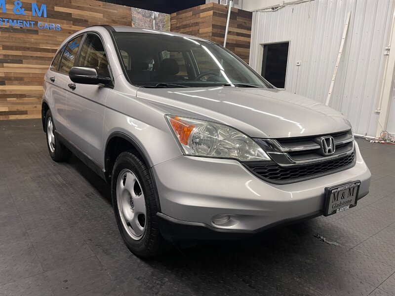 2010 Honda CR-V LX  Sport Utility AW   - Photo 2 - Gladstone, OR 97027