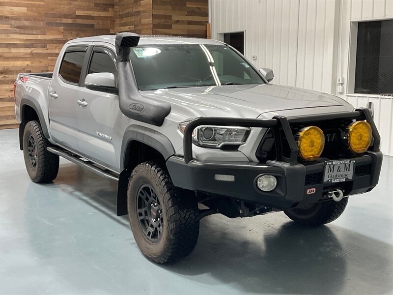 2016 Toyota Tacoma TRD Off-Road 4X4 / V6 / technology Pkg / LIFTED  / CRAWL CONTROL / ARB BUMPER / Navigation & Backup Camera / LOCAL TRUCK - Photo 2 - Gladstone, OR 97027