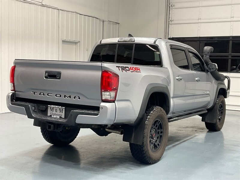 2016 Toyota Tacoma TRD Off-Road 4X4 / V6 / technology Pkg / LIFTED  / CRAWL CONTROL / ARB BUMPER / Navigation & Backup Camera / LOCAL TRUCK - Photo 7 - Gladstone, OR 97027