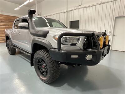 2016 Toyota Tacoma TRD Off-Road 4X4 / V6 / technology Pkg / LIFTED  / CRAWL CONTROL / ARB BUMPER / Navigation & Backup Camera / LOCAL TRUCK