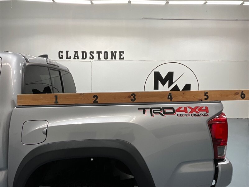 2016 Toyota Tacoma TRD Off-Road 4X4 / V6 / technology Pkg / LIFTED  / CRAWL CONTROL / ARB BUMPER / Navigation & Backup Camera / LOCAL TRUCK - Photo 9 - Gladstone, OR 97027