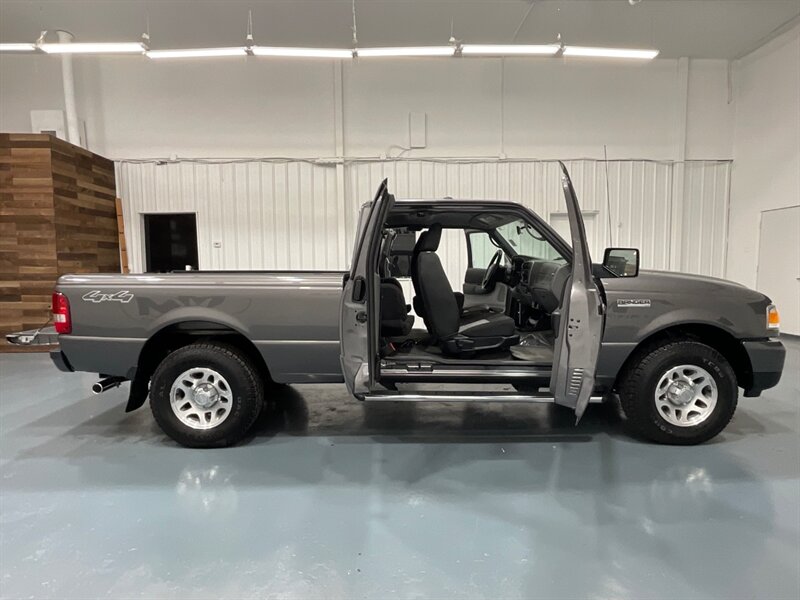 2011 Ford Ranger XLT Super Cab 4X4 / V6 / 1-OWNER / 52,000 MILES  / LOCAL w. ZERO RUST - Photo 6 - Gladstone, OR 97027