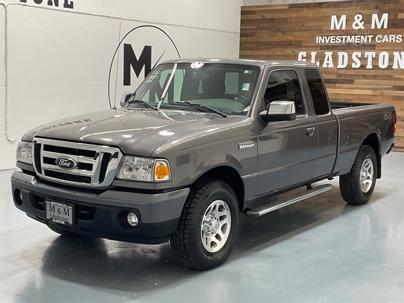 2011 Ford Ranger XLT Super Cab 4X4 / V6 / 1-OWNER / 52,000 MILES  / LOCAL w. ZERO RUST - Photo 1 - Gladstone, OR 97027