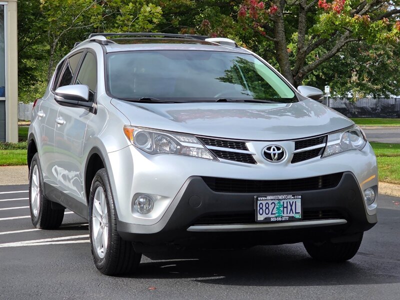 2014 Toyota RAV4 XLE AWD / Sun Roof / Backup Cam / Local Oregon Car  / Excellent Condition - Photo 2 - Portland, OR 97217