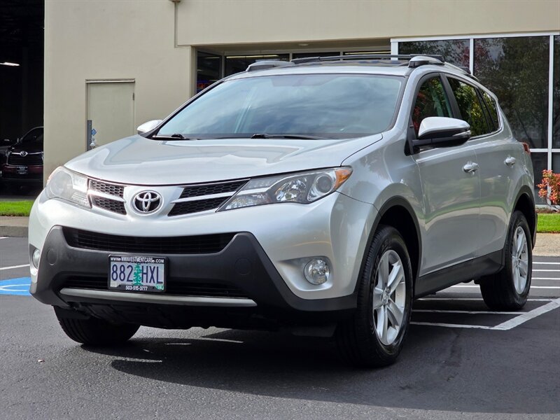 2014 Toyota RAV4 XLE AWD / Sun Roof / Backup Cam / Local Oregon Car  / Excellent Condition - Photo 1 - Portland, OR 97217