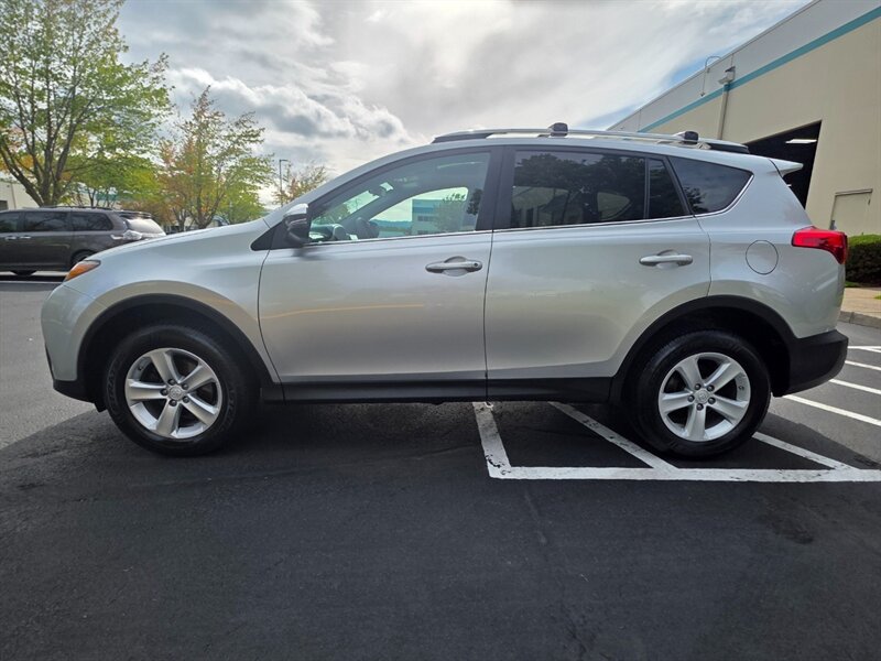 2014 Toyota RAV4 XLE AWD / Sun Roof / Backup Cam / Local Oregon Car  / Excellent Condition - Photo 3 - Portland, OR 97217