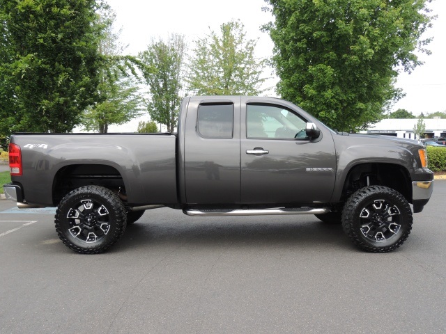 2010 GMC Sierra 1500 SLE / 4X4 / Leather / LIFTED LIFTED   - Photo 4 - Portland, OR 97217